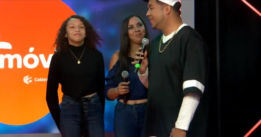 Tommy Real recibe sorpresa de su familia antes del show de Yo Me Llamo