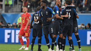 Francia jugará de azul oscuro