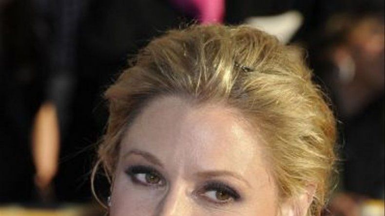 Julie Bowen se hace con el Emmy al que aspiraba Sofía Vergara
