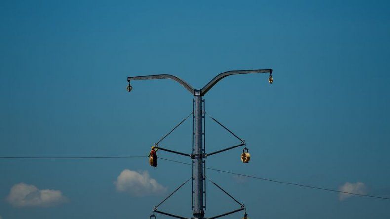 Avenida B y áreas aledañas estarán sin energía eléctrica este sábado