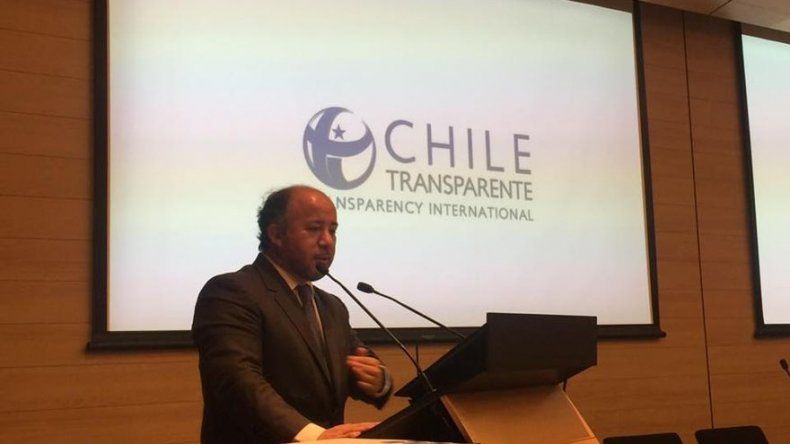 Renuncia presidente de Chile Transparente, tras ser mencionado en los Panamá Papers