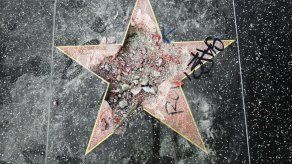 Sentencian a hombre que vandalizó la estrella de Trump