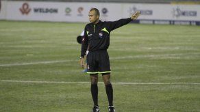 Víctor Ríos pitará la final del Clausura entre Tauro y Árabe Unido