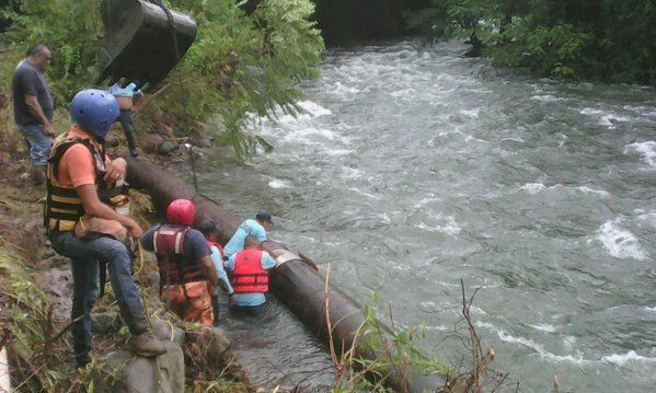 Suministro de agua se restablece en Chiriquí tras reparación de tubería