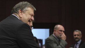 Grecia recibe rescate multimillonario para evitar bancarrota