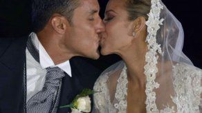 Multitudinaria boda de Keylor Navas y Andrea Salas en Costa Rica