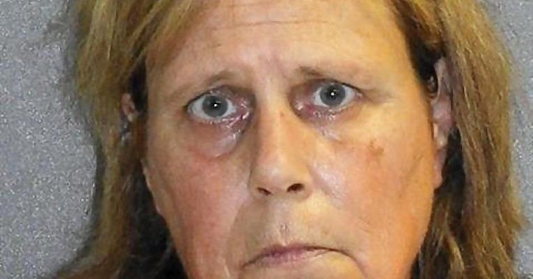 Mujer acusada de asfixiar a su marido enfermo en hospital