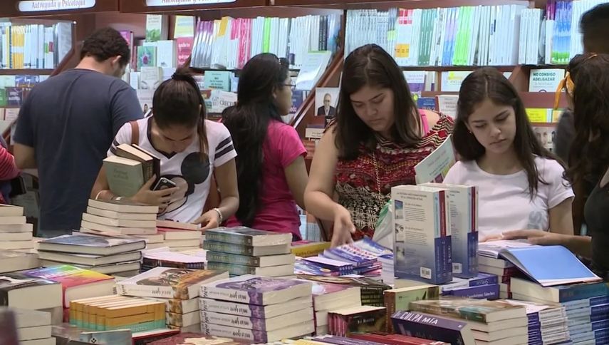 Libros escolares:¿Dónde conseguir a buen precio?