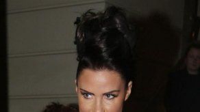 Katie Price defiende la aventura amorosa de Simon Cowell