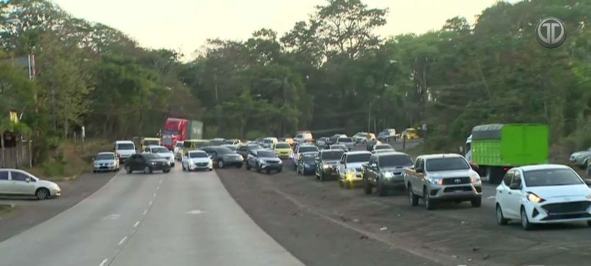 Cierre en La Chorrera provoca un gran tráfico&nbsp;