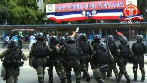 Enfrentamientos entre estudiantes de la UP y antimotines