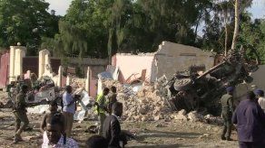 Somalia 31 muertos en atentado a restaurante
