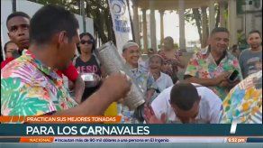 Comparsa en Santa Ana se prepara para los Carnavales