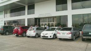 Padres de bebés intercambiados en el HST