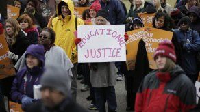 Texas: Manifestantes reprueban a Cruz y Cornyn