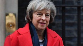 Primera ministra británica pide unidad al Reino Unido tras el brexit
