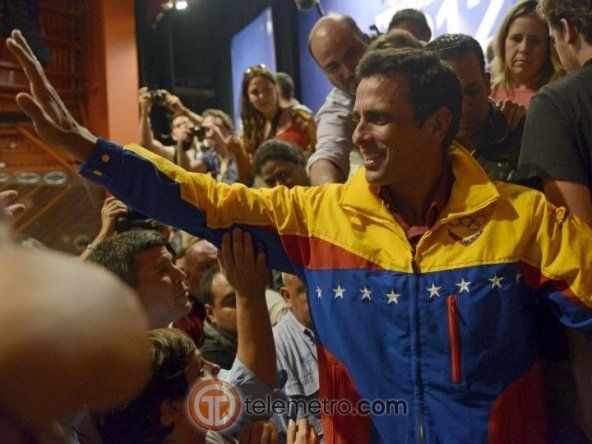 Hugo Chávez, reelección presidencial.