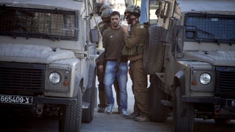 Israel atribuye a Hamas secuestro de adolescentes