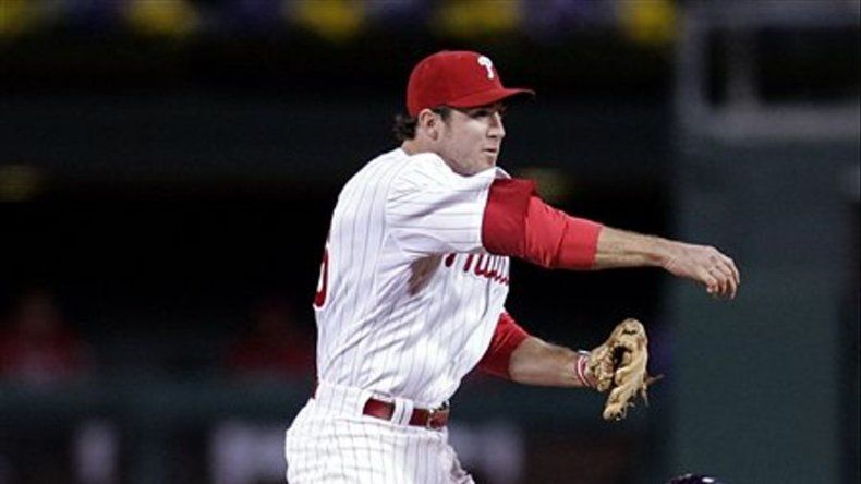 Filis 7, Padres 4; Hamels supera a Maddux
