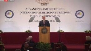 Pompeo pide al papa valor para luchar contra las persecuciones religiosas en China Pompeo pide al papa valor para luchar contra las persecuciones religiosas en China