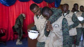 Haití avanza hacia restablecimiento de ejército