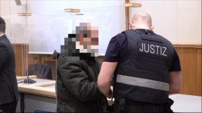 Justicia alemana condena a cadena perpetua a excoronel sirio por crímenes contra la humanidad