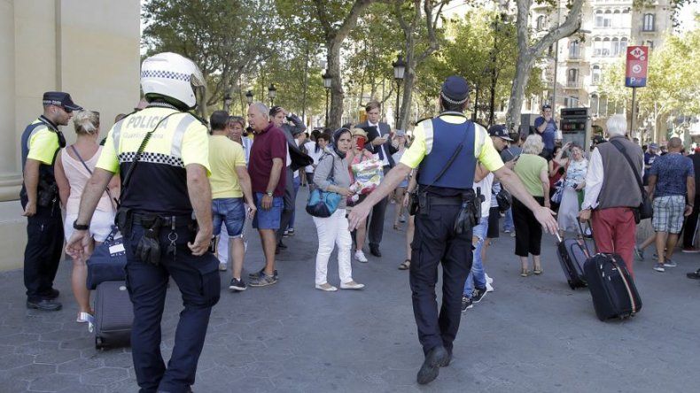 Trump está informado del atentado en Barcelona, dice la Casa Blanca