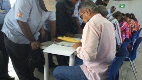 Mitradel entrega información de monto adeudado a operadores de Metro Bus Mitradel entrega información de monto adeudado a operadores de Metro Bus