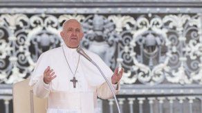 El Papa defiende una reforma de la Iglesia sin maquillaje ni gatopardismo El Papa defiende una reforma de la Iglesia sin maquillaje ni gatopardismo