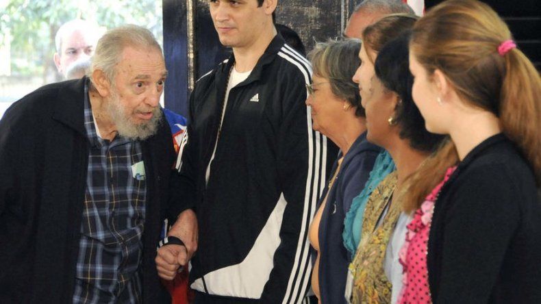 Embajada de Cuba en Panamá instalará libro de condolencias por muerte de Fidel Castro