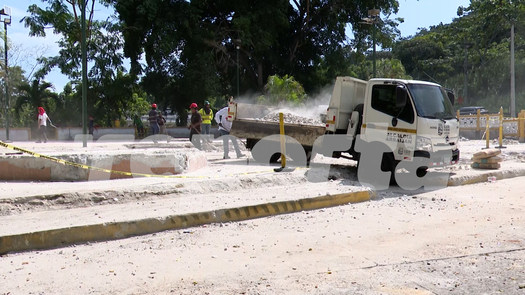 Demolición del monumento chino el sábado 27 de diciembre. Demolición del monumento chino el sábado 27 de diciembre.