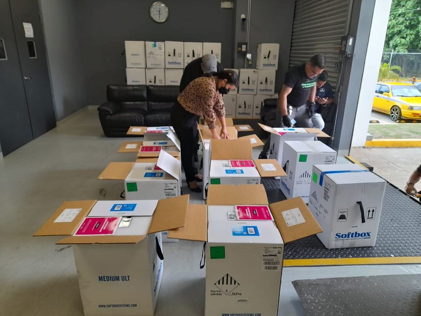 Panamá recibe nuevo lote de vacuna