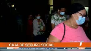 Filas que forman asegurados para recibir atención es un mal de nunca acabar