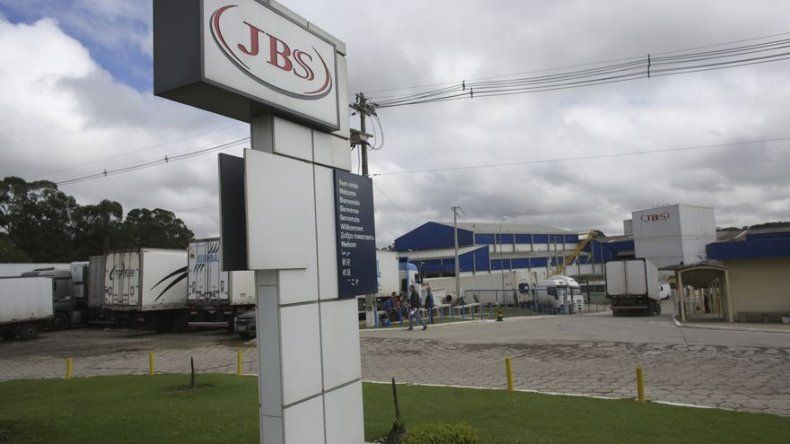 Brasil arresta a CEO de gran planta procesadora de carnes