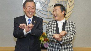 PSY baila el Gangnam Style con secretario general de la ONU