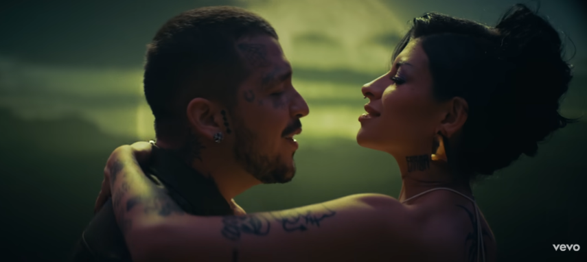 Christian Nodal estrena canción dedicada a Cazzu