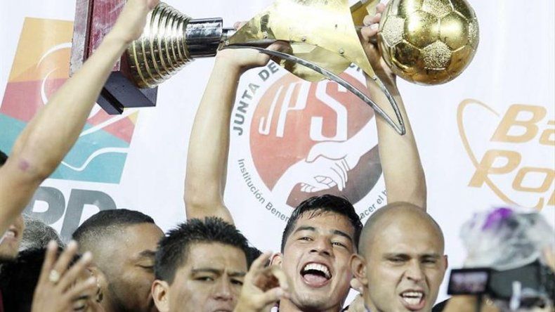 Saprissa de panameño Adolfo Machado es campeón en Costa Rica