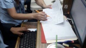 Incluyen firmas falsificadas de participantes de curso del Inadeh en libros de aspirante presidencial