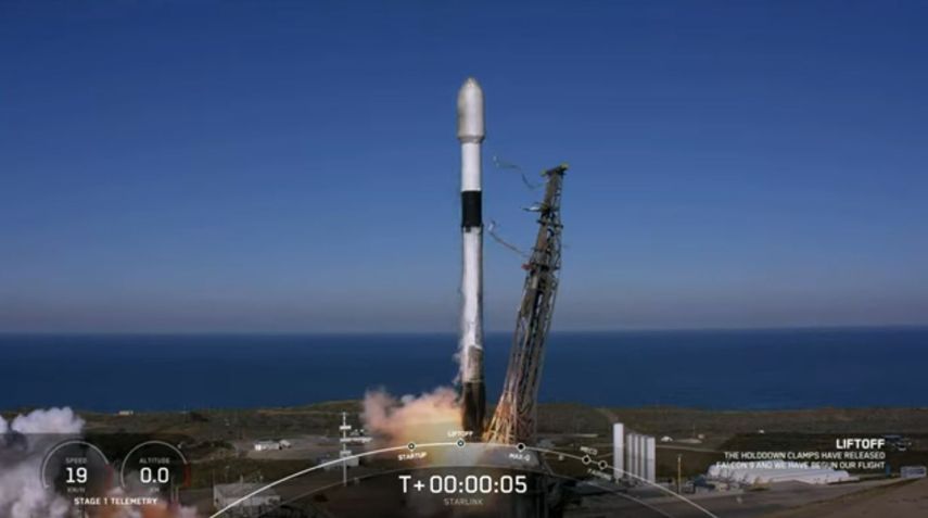 Los satélites utilizarán sus propios propulsores para situarse en sus órbitas operativas a lo largo de varias semanas.