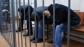 Madre de acusados por muerte de Nemtsov defiende a sus hijos