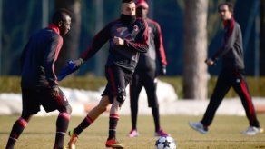 Milan enfrenta verdadera prueba contra Barcelona