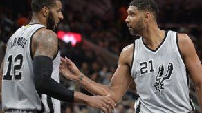 Spurs logran 37mo triunfo seguido en casa