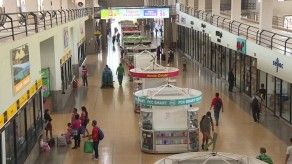 Viajeros quedan varados en la Terminal de Albrook por cerco sanitario