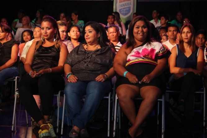 Muchos premios en 3er show de Como Gozo