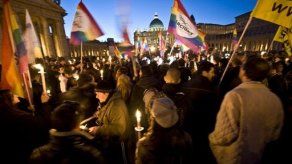 Homosexuales italianos se manifiestan contra el Vaticano