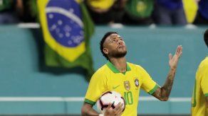 Neymar anota y Brasil empata 2-2 con Colombia en Florida