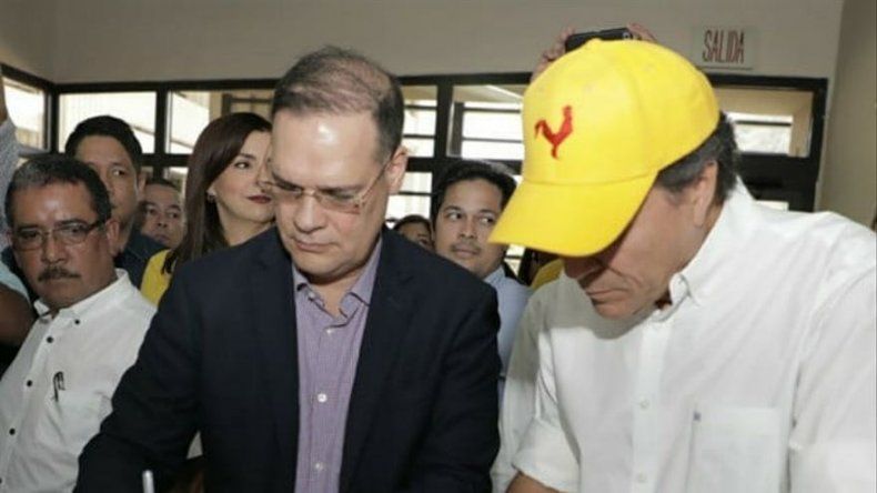 PRD y Molirena formalizan ante el TE la alianza Uniendo Fuerzas