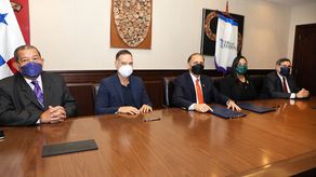El TE y el PRD suscriben acuerdo de cooperació.