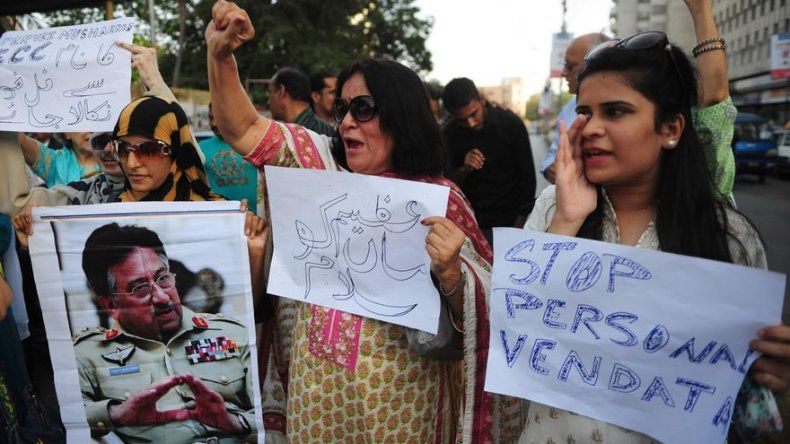 El último golpe del exgeneral Musharraf