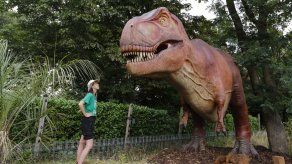 Robots dinosaurios llegan al zoológico de Londres
